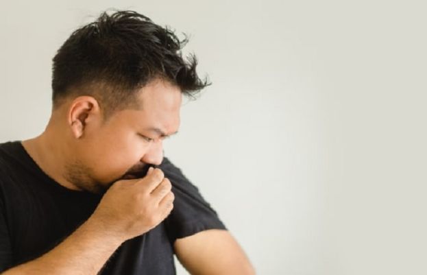 How does diet affect body odor?