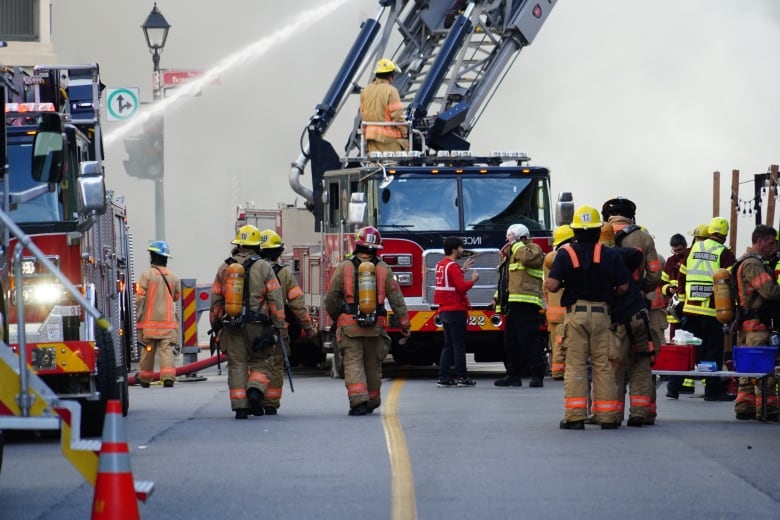 Tests show high level of ‘forever chemicals’ in Montreal firefighter bunker gear