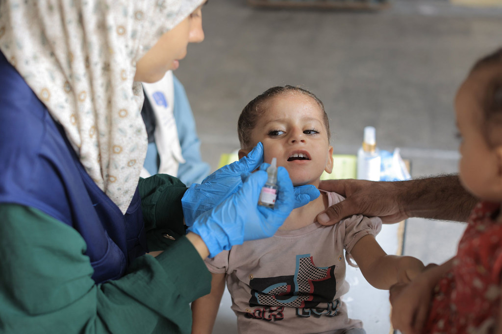 UNRWA staff were central to the recent polio vaccination drive in Gaza. UNRWA staff were central to the recent polio vaccination drive in Gaza.
