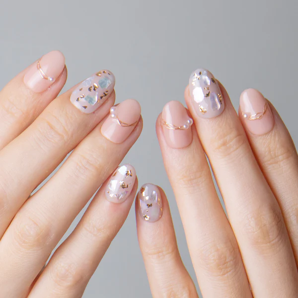 Global Glam: French, Gel, Hello Kitty & Japanese Nail Art That Slays Across Cultures