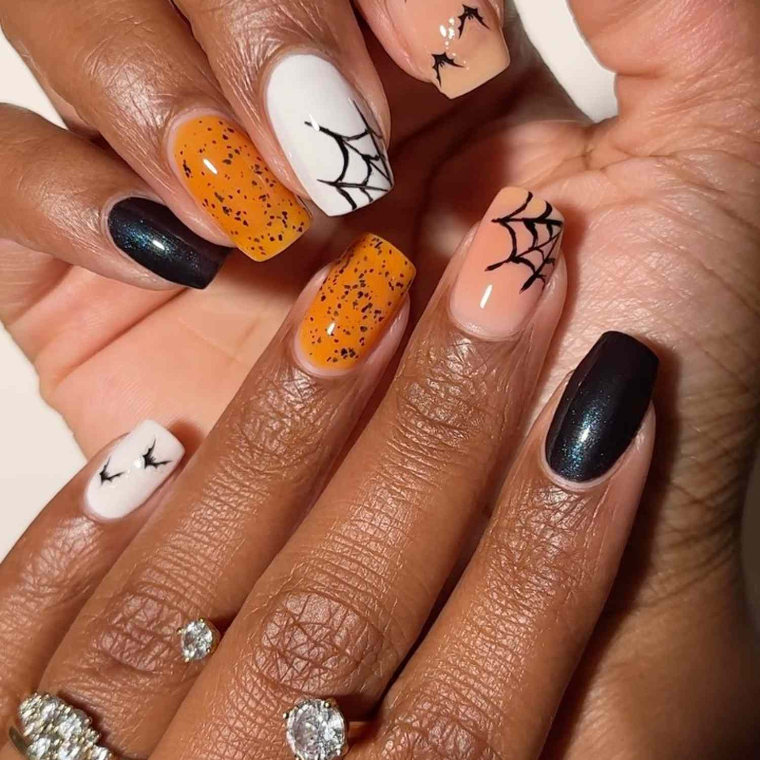 Nail Art That Speaks Volumes: From Classy Minimalism to Halloween Whimsy